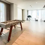 Cozy Apartment With City Views Next To Burj Khalifa 166Fo1-2