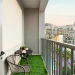 Modern 1-Bedroom Apartment In Family-Friendly Residence With Swimming Pool, Gym & Free Parking.