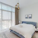 Cando Holiday Home - High End Apartments