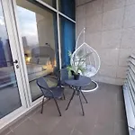 Big 1 Bedroom Apartment Direct Burj Khalifa And Canal View
