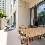 Easygo - Exceptional 2Bdr- Large Terrace-Pool Access