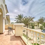 Premier 6Br Villa With Assistant\'S Room And Private Pool In Frond E Palm Jumeirah By Deluxe Holiday Homes