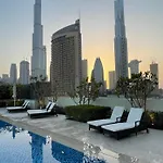 Ultimate Stay Full Burj Khalifa & Downtown Views Designer Luxury High Floor Connected To Dubai Mall For 4 People