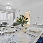 Stonetree - Furnished 1 Bedroom In Peaceful Community