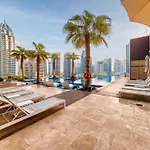 Panoramic Canal Views From Brand New Apartment