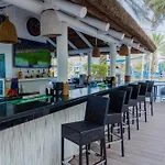 Club Vista Mare, Free Riva Beach Club Access