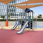 Exclusive 1 Bdr In A Exclusive Neighbourhood