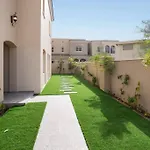 Keysplease Beautiful 3 B/R Villa With Garden, Serena