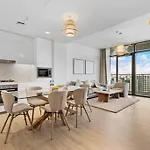 Keysplease 2 Bedroom Water View In Palace Residence, Creek Harbour