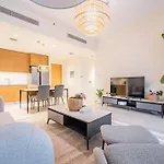 Ravishing Retreat 2Br Creek Beach Luxury Abode