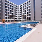 Brand New Building * Czechin * Studio City