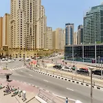 Experience Sparkle Tower Living In Jbr - Suiteable