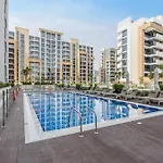 Stylish & Luxury Apt Riviera 19 2 Adult & 1 Kid