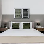 Maison Privee - Classy Urban Retreat With Amazing Dubai Canal Views