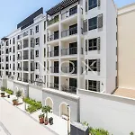 Stunning 2 Beds La Rive B2 Port Dela Mer