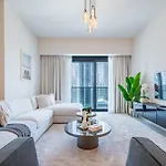 Majestic 3Br With Assistant Room At Act One Act Two Tower 2 In Downtown Dubai By Deluxe Holiday Homes