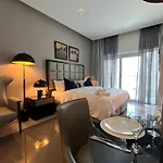 Modern Studio Living In Majestine ,Businessbay
