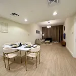 Jvc Emirates Garden Quickstay Homes 32