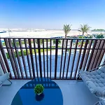 Amazing Stay At Dubai Creek With Balcony & View
