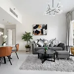 Apt In Marina, Damac Heights 804