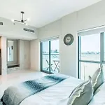 Elegant Studio In Mag