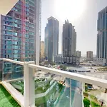 Marina Tower - Chic One Bedroom
