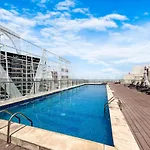 Elegant Home In Al Jaddaf With Roof Top Pool