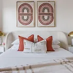 Guestready - Beige Elegance In Business Bay