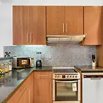 First Class 1Br City Elegance In Difc