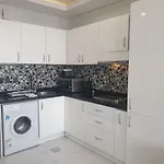 Radiant Studio With Golf Views In Dubai Sports City