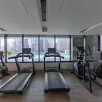 Studio Retreat With Canal And Burj Khalifa Views