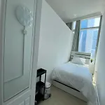 Dubai Relaxing Private Rooms