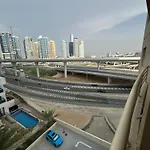 Studio Apartment On Marina Walk