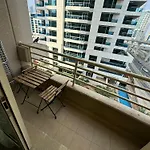 Studio Apartment On Marina Walk
