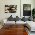 2 Bedroom Apartment - Beach & Marina View