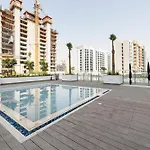 Elegant Studio By Skylight At Azizi Riviera 41