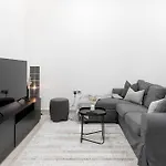 Extravagance 1Br W Marina View