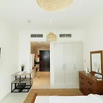 Cabin Bliss Studio - Carson C