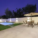 Springs 11 Dubai - 3B Villa With Private Pool