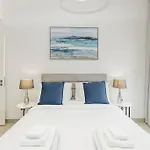 Luxury At Socio Dubai Hills, 2 Beds, Sleeps 4