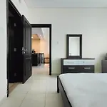 One Bedroom Apartment At Royal Oceanic Jbr By Al Sarya Holiday Home