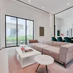 Modern & Relaxing One Bedroom Apartment