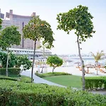 2Bdr Luxury Apartment In Palm