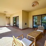 Fairmont Residences, Exquisite 2Br Luxury Retreat