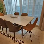 Large 1Br With Great View