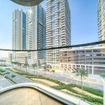 Luxury 2-Bed Apartment L Emaar Beachfront