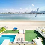 Frond D, Beach Front Villa, Palm Jumeirah - Mint Stay