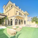 Frond D, Beach Front Villa, Palm Jumeirah - Mint Stay