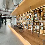 Upgraded 2Br In Collective 2