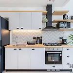 Amazing 1Br In Collective2, Dubai Hills
